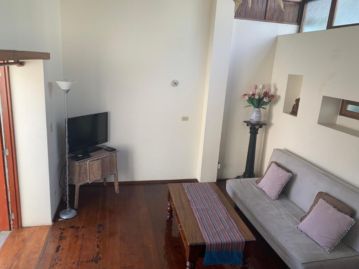 Casa De Leeuw Apartment Lima Luaran gambar
